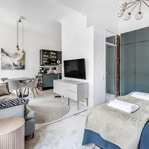 Wehost Marble And Brands In The Heart Of @vuorikatu 8 Helsinki